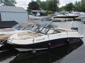 Bayliner VR5 Bowrider