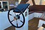 Maxima 490 Day Cruiser Package