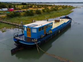 26m Liveaboard Dutch Steel Houseboat Barge