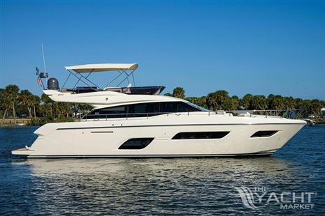 Ferretti Yachts 550