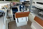 Invictus 240 CX - Invictus 240 CX - Helm