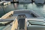 Sea Ray SDX 290 - Bow