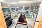Intercat 1500 28' - Salon