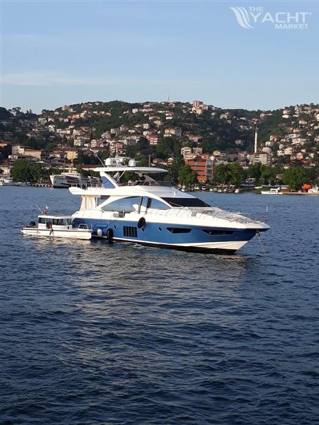 Azimut 80