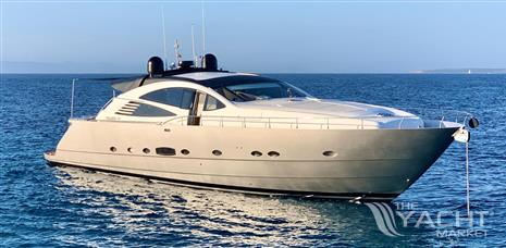 Pershing 76