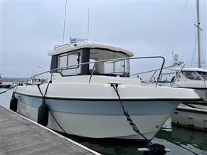 Arvor 730 Pilothouse