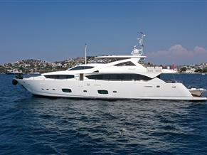 Sunseeker 34 Metre Yacht