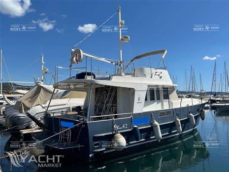 BENETEAU SWIFT TRAWLER 42