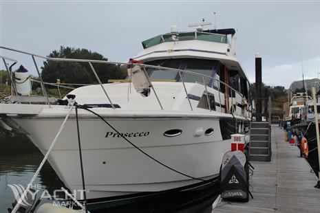 Hatteras 53 Extended Deckhouse Motor Yacht