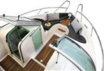 Corsiva Coaster 600 Bowrider 115hp - Bow view and good sized storage