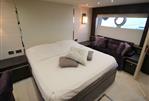 Sunseeker 68 Sport Yacht - 17 - Master Cabin