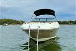 Sea Ray 240 Sundeck