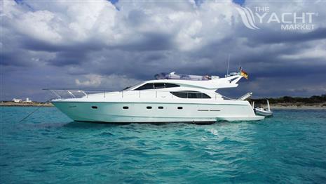 FERRETTI FERRETTI 530