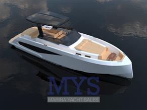 Macan Boats 32 LOUNGE FB T-Top