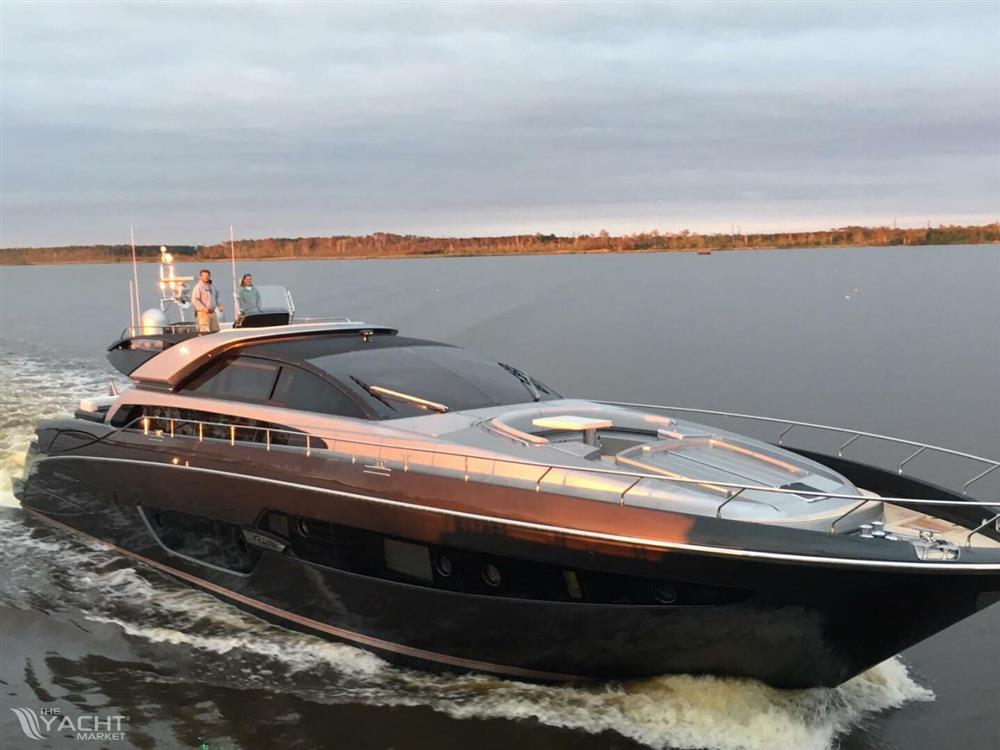 2016 Riva