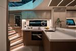 Sunseeker 75 Sport Yacht - 22 - Lower Deck