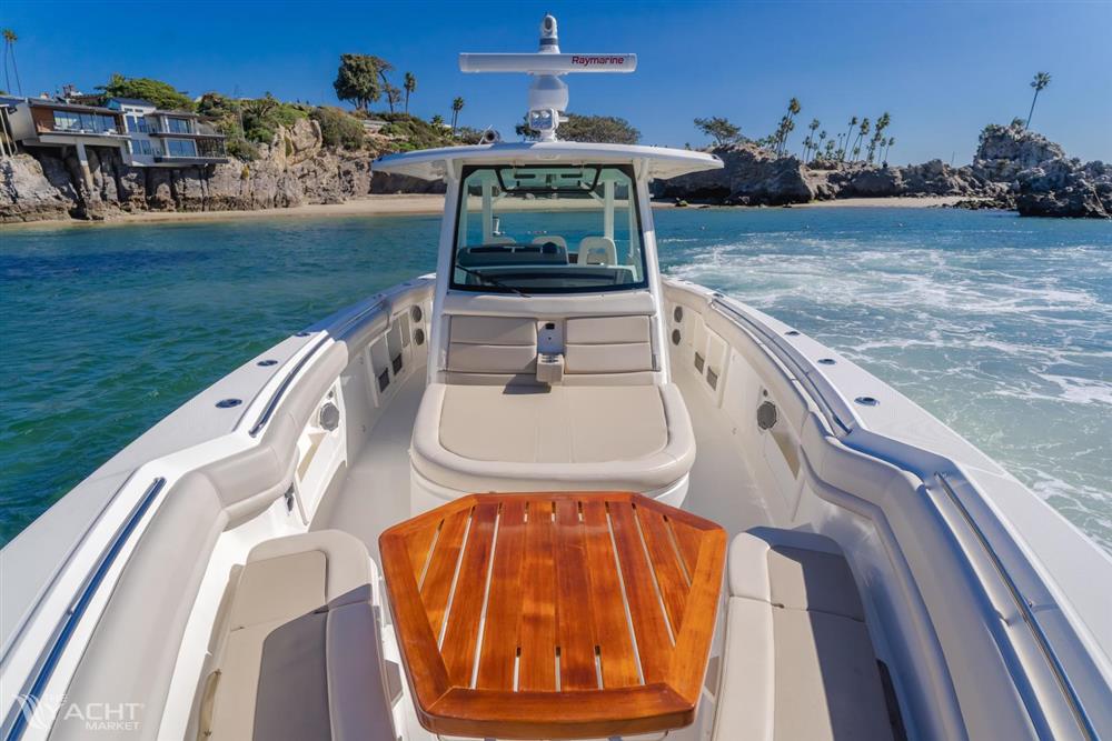 2018 Boston Whaler