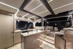 Galeon 700 Skydeck