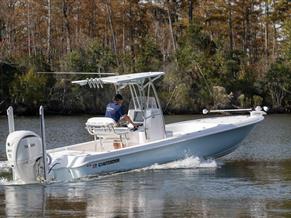 Contender 26 Bay