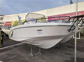 BENETEAU FLYER 7 SPACEDECK