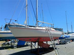 Beneteau First 28