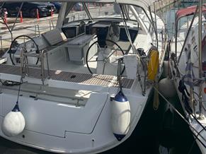 BENETEAU OCEANIS 45 OWNER`S VERSION