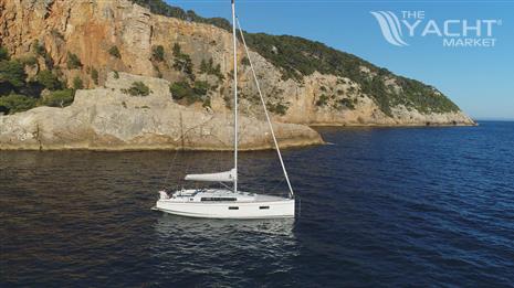 BENETEAU OCEANIS 38.1