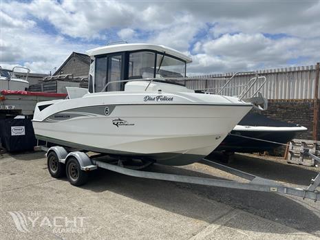 Beneteau Barracuda 6 Outboard