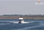 Riviera 33 Flybridge - Picture 3