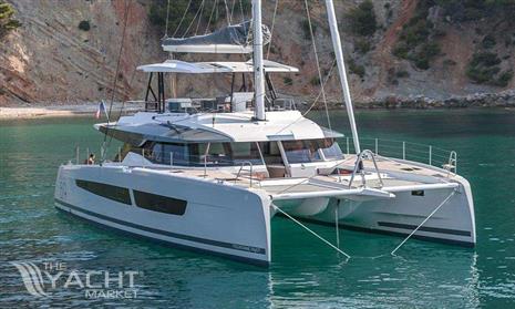 FOUNTAINE PAJOT SAMANA 59