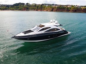 Sunseeker Predator 52