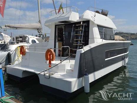 FOUNTAINE PAJOT MY 37