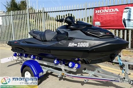 Sea-Doo  RXT-X RS 300 - Seadoo-Jet-Ski-side-view