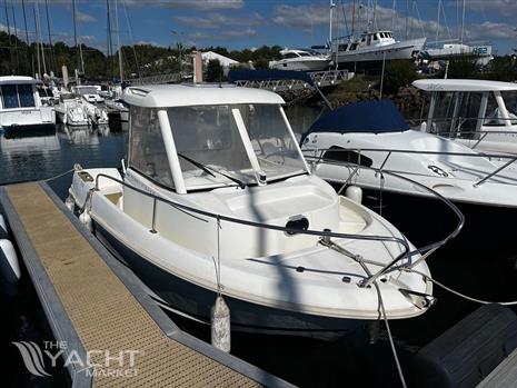 JEANNEAU MERRY FISHER 585 MARLIN