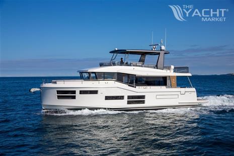 Beneteau Grand Trawler 62