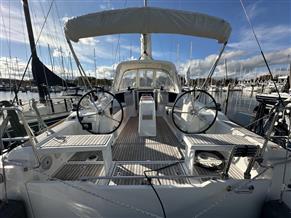 Beneteau Oceanis 38.1