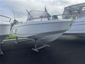 BENETEAU FLYER 7 SPACEDECK