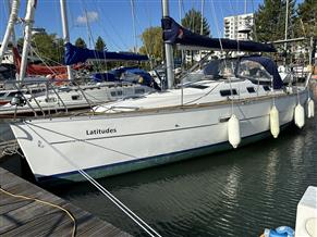 Beneteau Oceanis Clipper 323