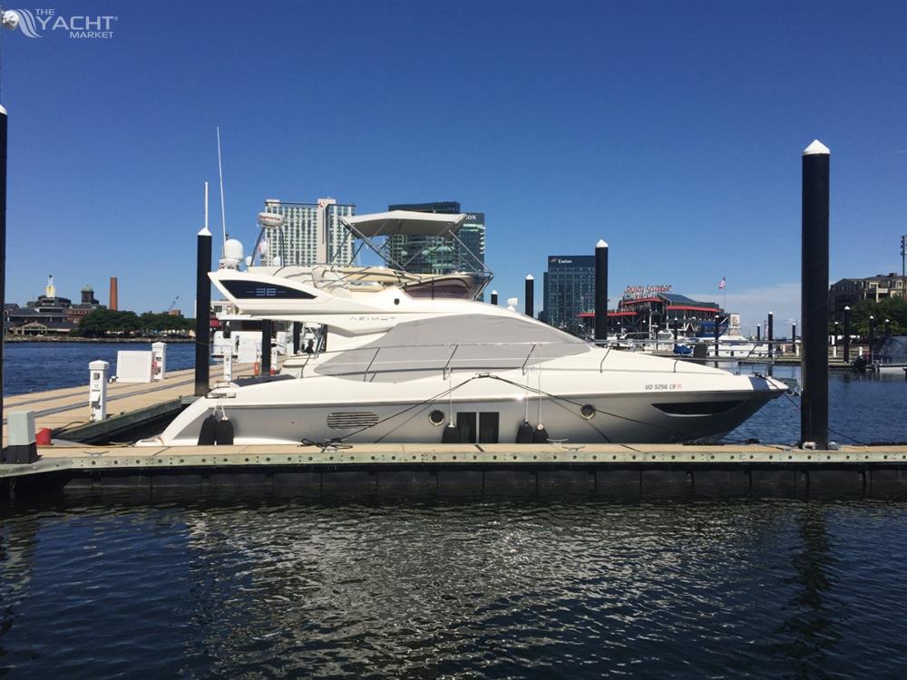 2011 Azimut