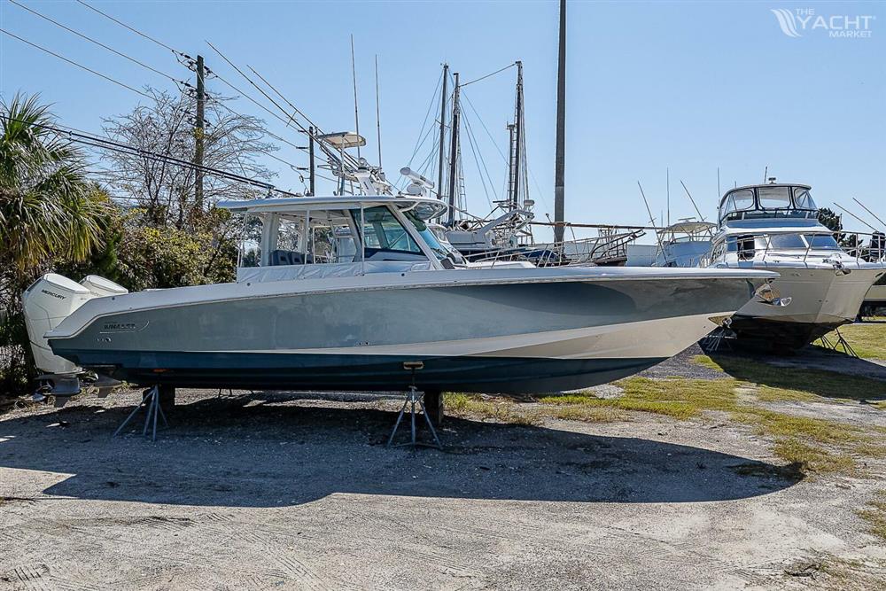 2023 Boston Whaler