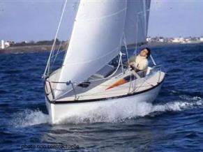 BENETEAU FIRST 18