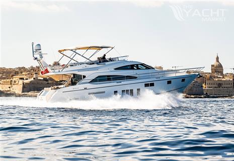 Fairline Squadron 65 - Fairline Squadron 65