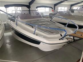 BENETEAU FLYER 8 SUNDECK