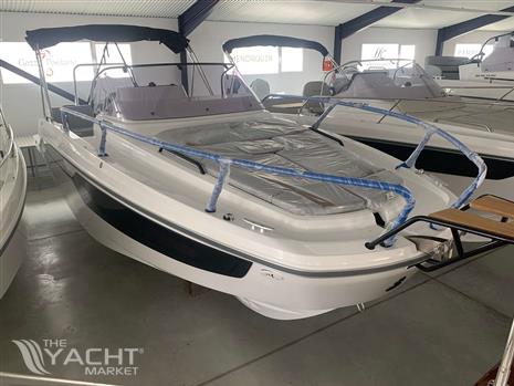 BENETEAU FLYER 8 SUNDECK