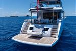 Sunseeker 88 Yacht