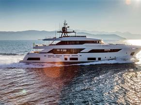 Custom Line Navetta 37