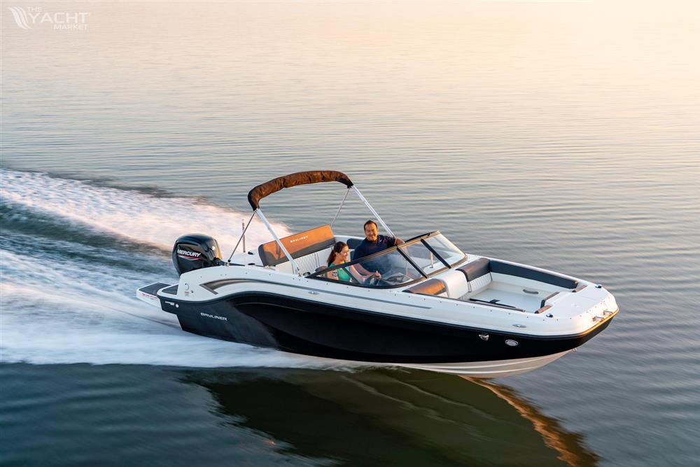 2023 Bayliner