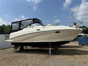 Rinker 250 Fiesta Vee