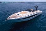 Riva VIRTUS 63 - Riva-Virtus-63-motor-yacht-for-sale-exterior-image-Lengers-Yachts-11-1-scaled.jpg