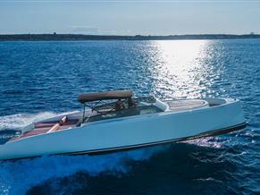 Vanquish Yachts VQ43